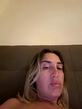 casalinga88 online show from 10.24.25