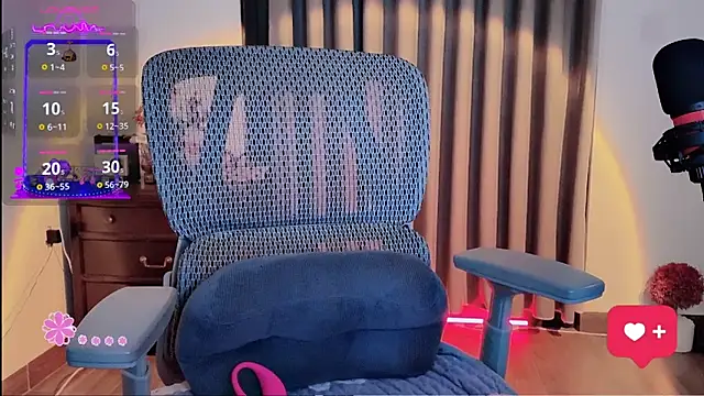 Snapshot of Berrysweet_68 chatting on 06.10.26 Berrysweet 68 online show from 06.10.26