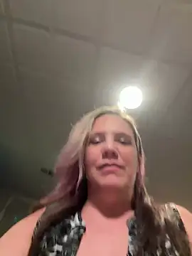 Snapshot of KandyKane11 chatting on 01.14.25 KandyKane11 online show from 01.14.25