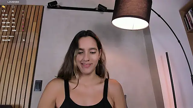 Snapshot of honeyhot69__ chatting on 02.23.25 honeyhot69   online show from 02.23.25