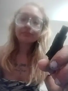 xWhoreAbleX Pika online show from 10.28.25