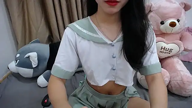 Amila-xoxo online show from 10.21.25