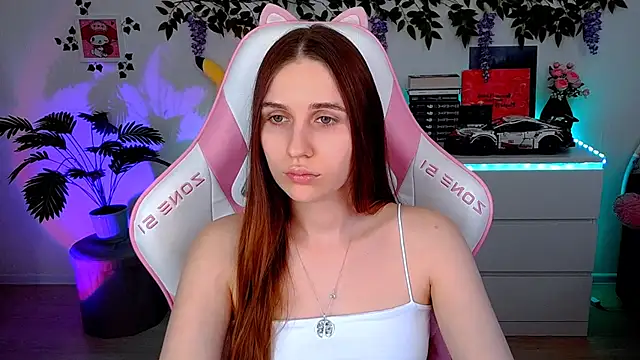 AliceCharmy online show from 04.25.26