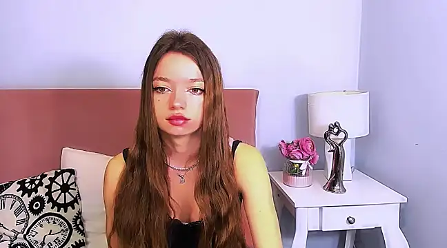 GraceLips online show from 03.20.25