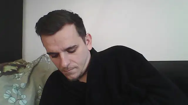 Snapshot of Huge_cock22cm chatting on 01.19.25 Huge cock22cm online show from 01.19.25