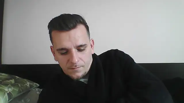 Snapshot of Huge_cock22cm chatting on 01.27.25 Huge cock22cm online show from 01.27.25