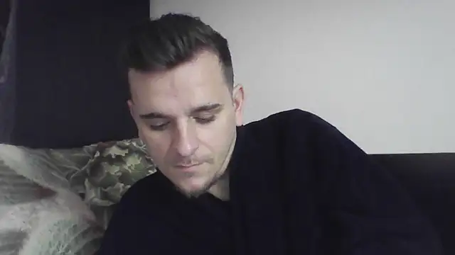 Snapshot of Huge_cock22cm chatting on 01.30.25 Huge cock22cm online show from 01.30.25