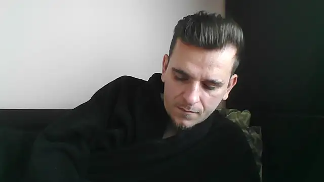 Snapshot of Huge_cock22cm chatting on 02.09.25 Huge cock22cm online show from 02.09.25