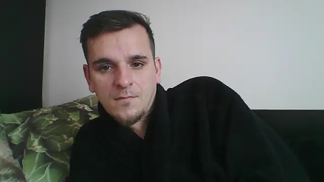 Snapshot of Huge_cock22cm chatting on 02.11.25 Huge cock22cm online show from 02.11.25
