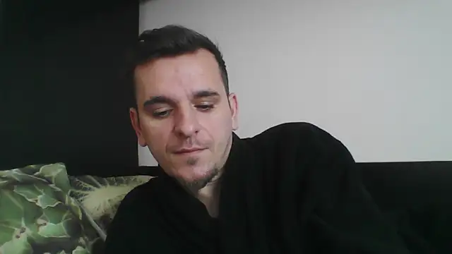 Snapshot of Huge_cock22cm chatting on 02.15.25 Huge cock22cm online show from 02.15.25