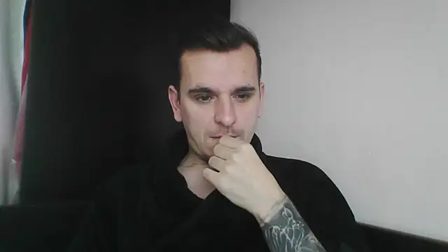 Snapshot of Huge_cock22cm chatting on 02.16.25 Huge cock22cm online show from 02.16.25