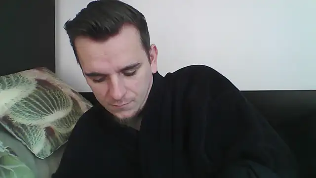 Snapshot of Huge_cock22cm chatting on 02.23.25 Huge cock22cm online show from 02.23.25