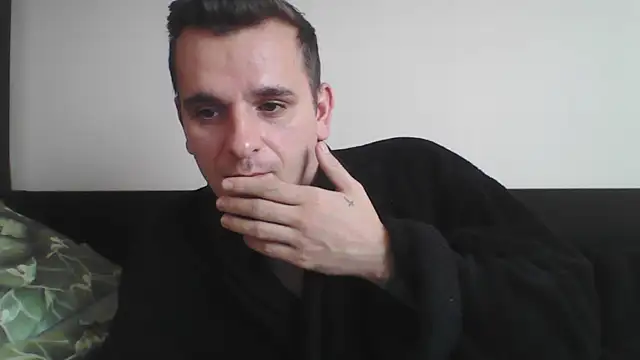 Snapshot of Huge_cock22cm chatting on 02.24.25 Huge cock22cm online show from 02.24.25