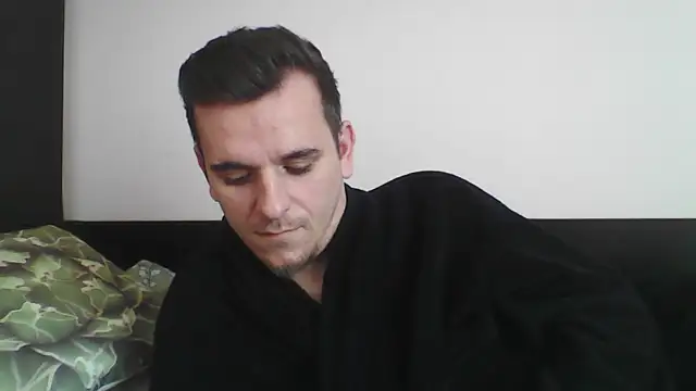 Snapshot of Huge_cock22cm chatting on 02.26.25 Huge cock22cm online show from 02.26.25