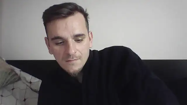 Snapshot of Huge_cock22cm chatting on 03.16.25 Huge cock22cm online show from 03.16.25