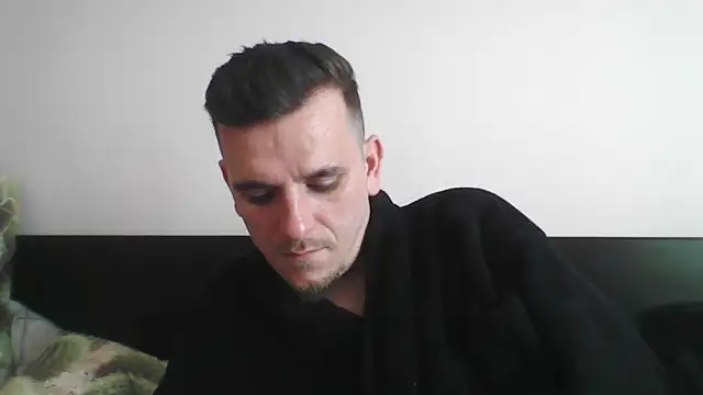 Snapshot of Huge_cock22cm chatting on 03.21.25 Huge cock22cm online show from 03.21.25