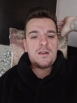 Snapshot of Huge_cock22cm chatting on 02.04.26 Huge cock22cm online show from 02.04.26