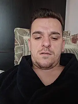 Snapshot of Huge_cock22cm chatting on 02.18.26 Huge cock22cm online show from 02.18.26