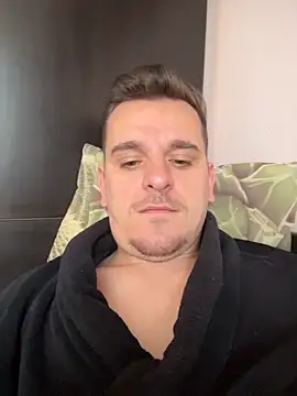 Snapshot of Huge_cock22cm chatting on 03.20.26 Huge cock22cm online show from 03.20.26