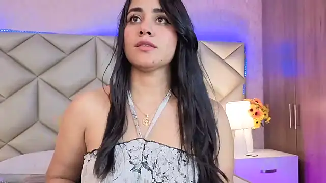 Brenda Garcia online show from 09.23.25