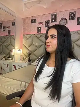 Brenda Garcia online show from 10.10.25