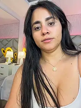 Brenda Garcia online show from 11.29.25