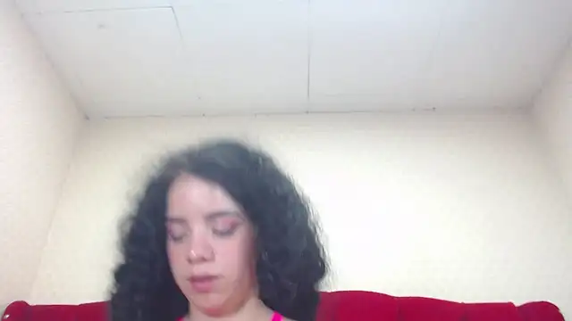 Snapshot of EmmaCowperr chatting on 02.03.25 EmmaCowperr online show from 02.03.25