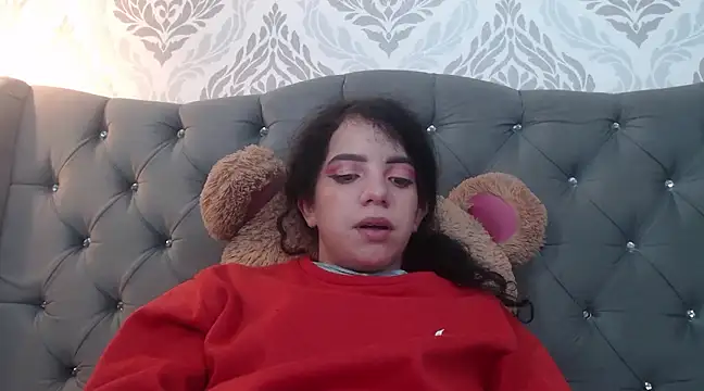 Snapshot of EmmaCowperr chatting on 03.04.25 EmmaCowperr online show from 03.04.25