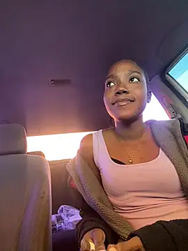 Snapshot of NillaMontana chatting on 01.14.25 NillaMontana online show from 01.14.25