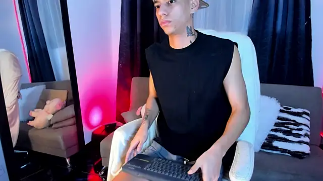 Josep Davies online show from 01.23.25