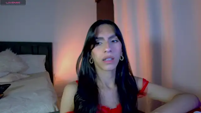 Snapshot of AlanaSofiia chatting on 05.08.26 AlanaSofiia online show from 05.08.26
