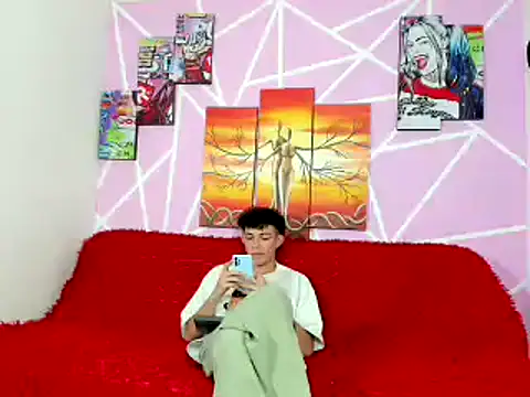 oliverhot2005 online show from 01.16.25