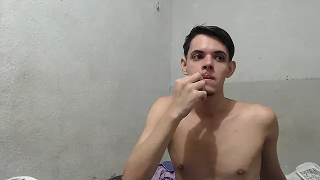 Snapshot of MicaelRian69 chatting on 06.15.26 MicaelRian69 online show from 06.15.26