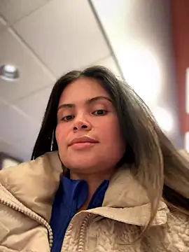 Snapshot of melanny10 chatting on 01.08.26 melanny10 online show from 01.08.26