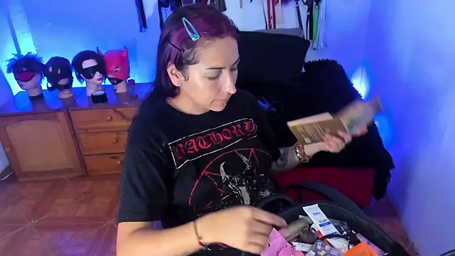 Snapshot of LucyStrike_ chatting on 12.13.25 LucyStrike online show from 12.13.25