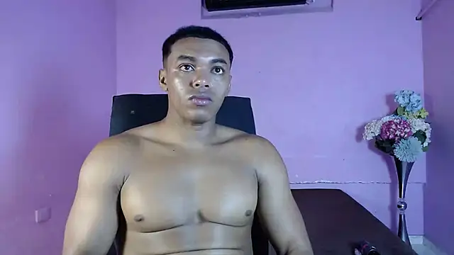 SexyBigCock01 online show from 12.18.25