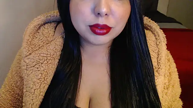 Snapshot of Internacionalist7 chatting on 05.19.26 Internacionalist7 online show from 05.19.26