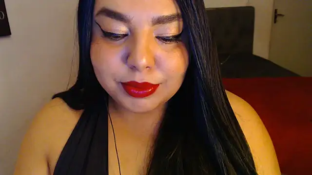 Snapshot of Internacionalist7 chatting on 07.14.26 Internacionalist7 online show from 07.14.26