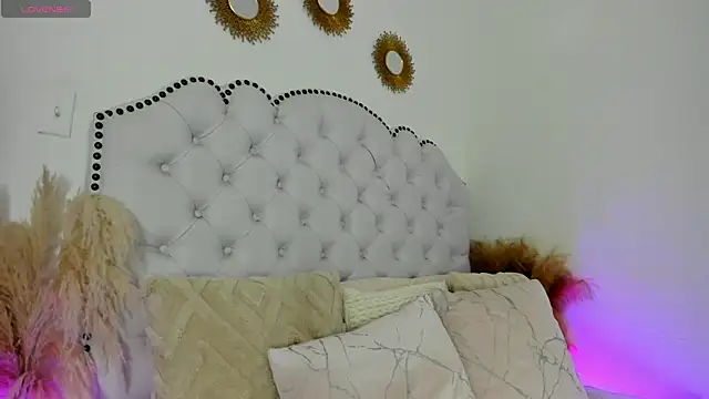 Snapshot of Ashleyjenner_ chatting on 01.25.25 Ashleyjenner online show from 01.25.25