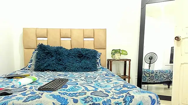 Snapshot of Alishagoddes chatting on 01.06.26 Alishagoddes online show from 01.06.26