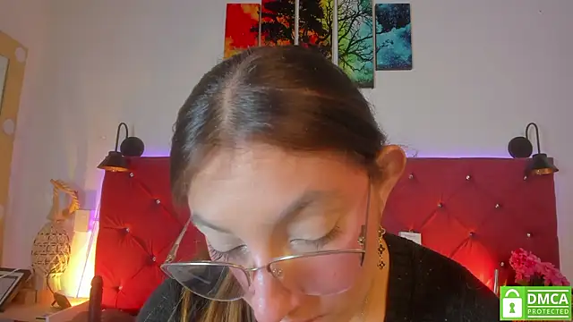 Snapshot of Ruth_harvey_ chatting on 03.06.26 Ruth harvey online show from 03.06.26