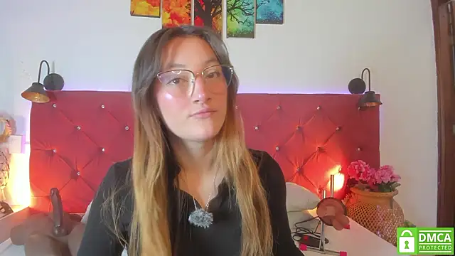 Snapshot of Ruth_harvey_ chatting on 03.15.26 Ruth harvey online show from 03.15.26