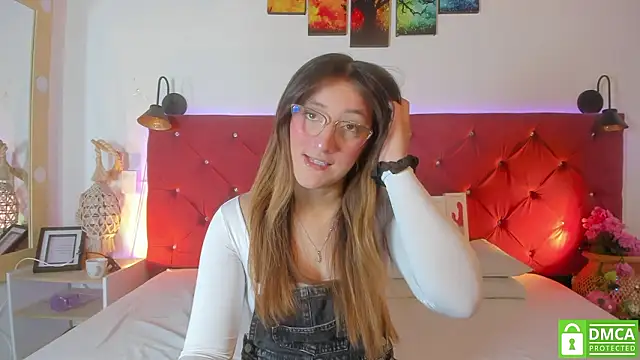 Snapshot of Ruth_harvey_ chatting on 03.18.26 Ruth harvey online show from 03.18.26