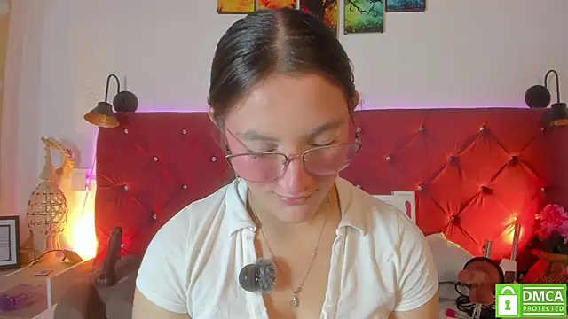 Snapshot of Ruth_harvey_ chatting on 03.26.26 Ruth harvey online show from 03.26.26