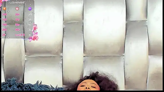 Snapshot of CamilaBenitez chatting on 07.13.26 CamilaBenitez online show from 07.13.26