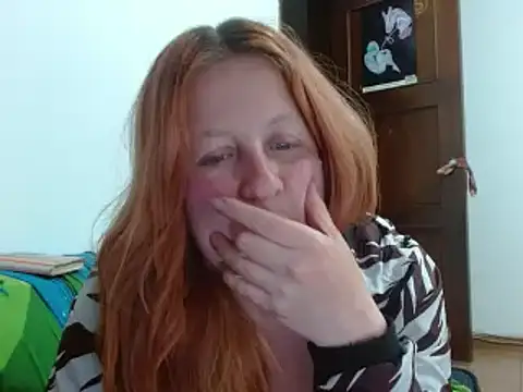 ViioletaMora online show from 10.27.25