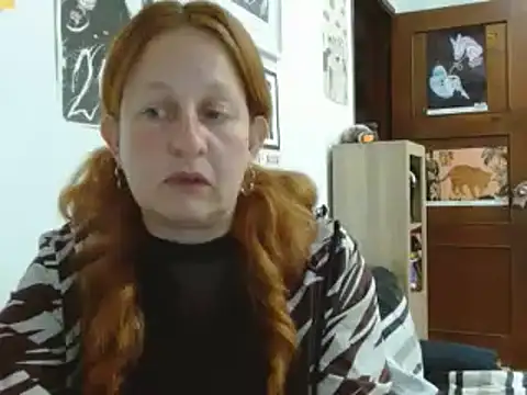 Snapshot of ViioletaMora chatting on 05.22.26 ViioletaMora online show from 05.22.26