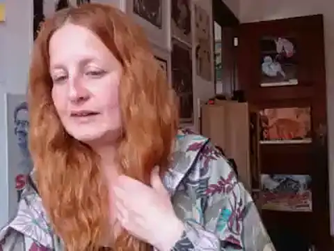 Snapshot of ViioletaMora chatting on 07.17.26 ViioletaMora online show from 07.17.26