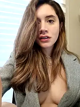 maliciaworld online show from 03.20.25