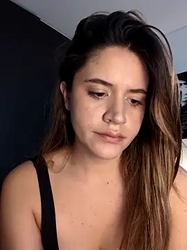 maliciaworld online show from 10.03.25